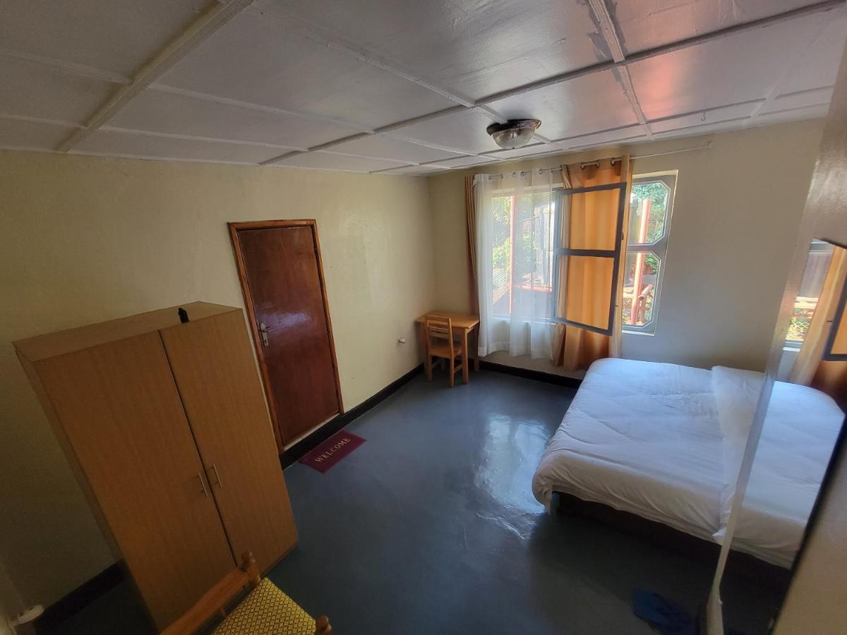 Maddy'S Kitchen And Accomodation Gisenyi Exterior photo