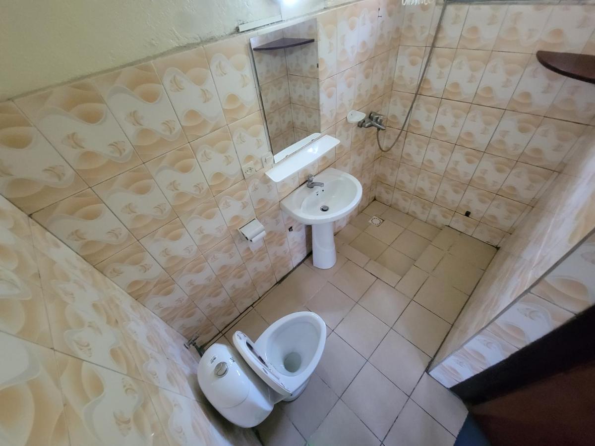 Maddy'S Kitchen And Accomodation Gisenyi Exterior photo